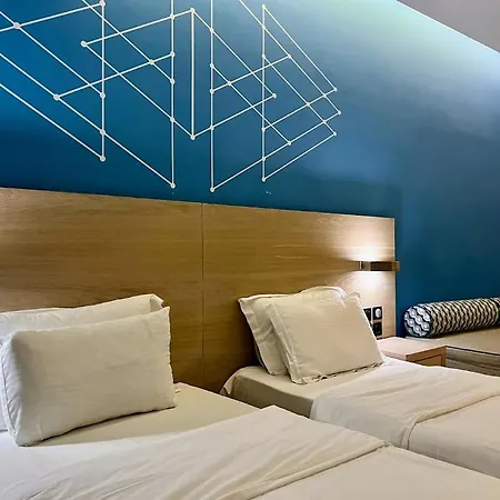 Rotonda Hotel 3*