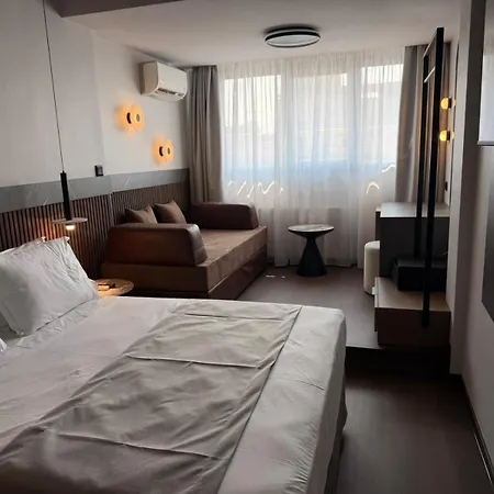 Hotel Rotonda 3*